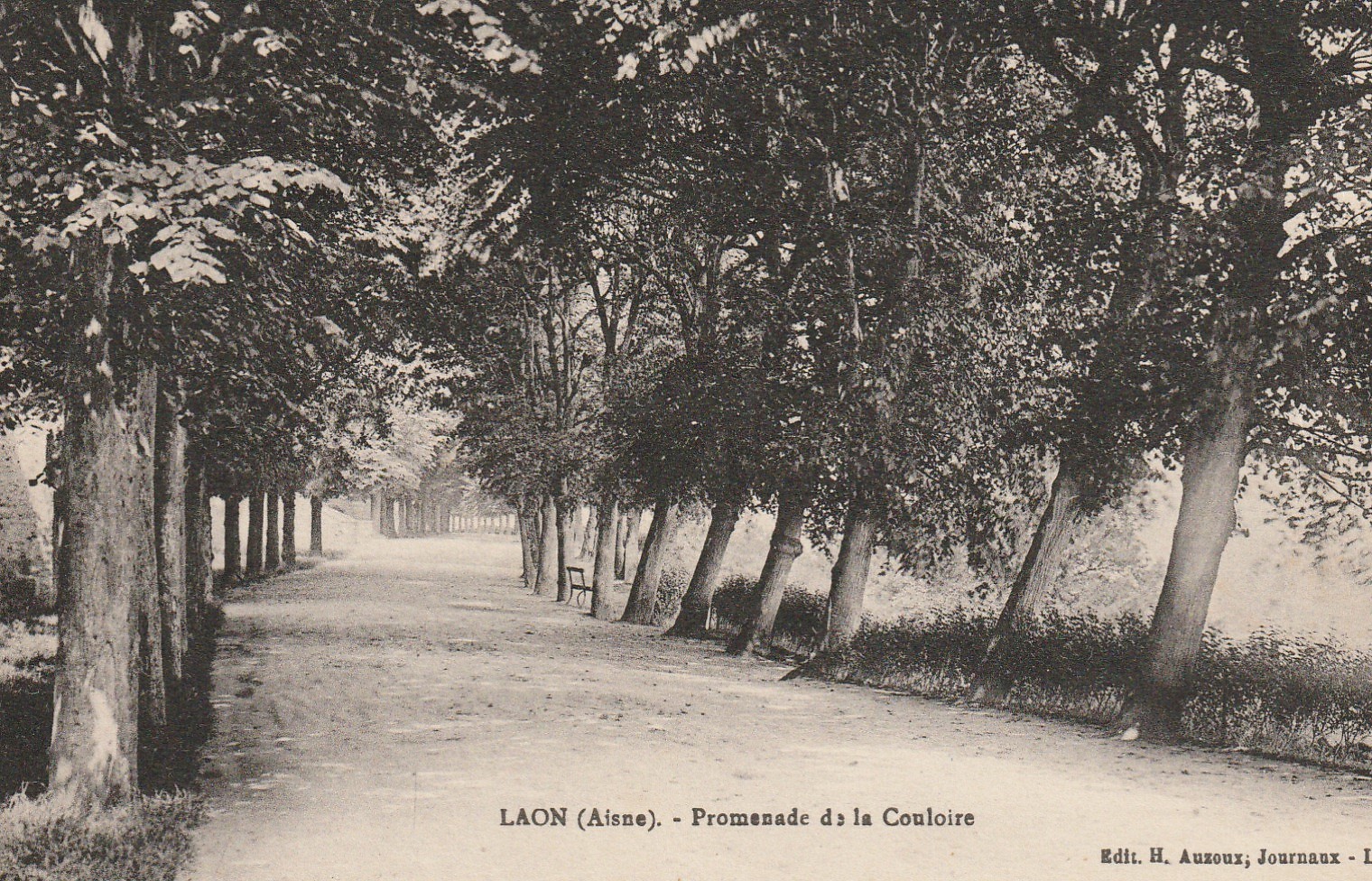 02 LAON. Promenade de la Couloire 1948