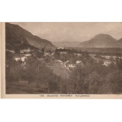 38 NOYAREY. Vue générale sur le Village