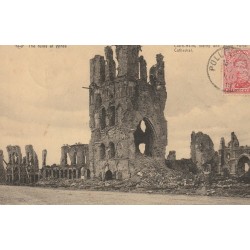 Belgique Ruines d'YPRES. Halles, Beffroi et portail sud de la Cathédrale 1919