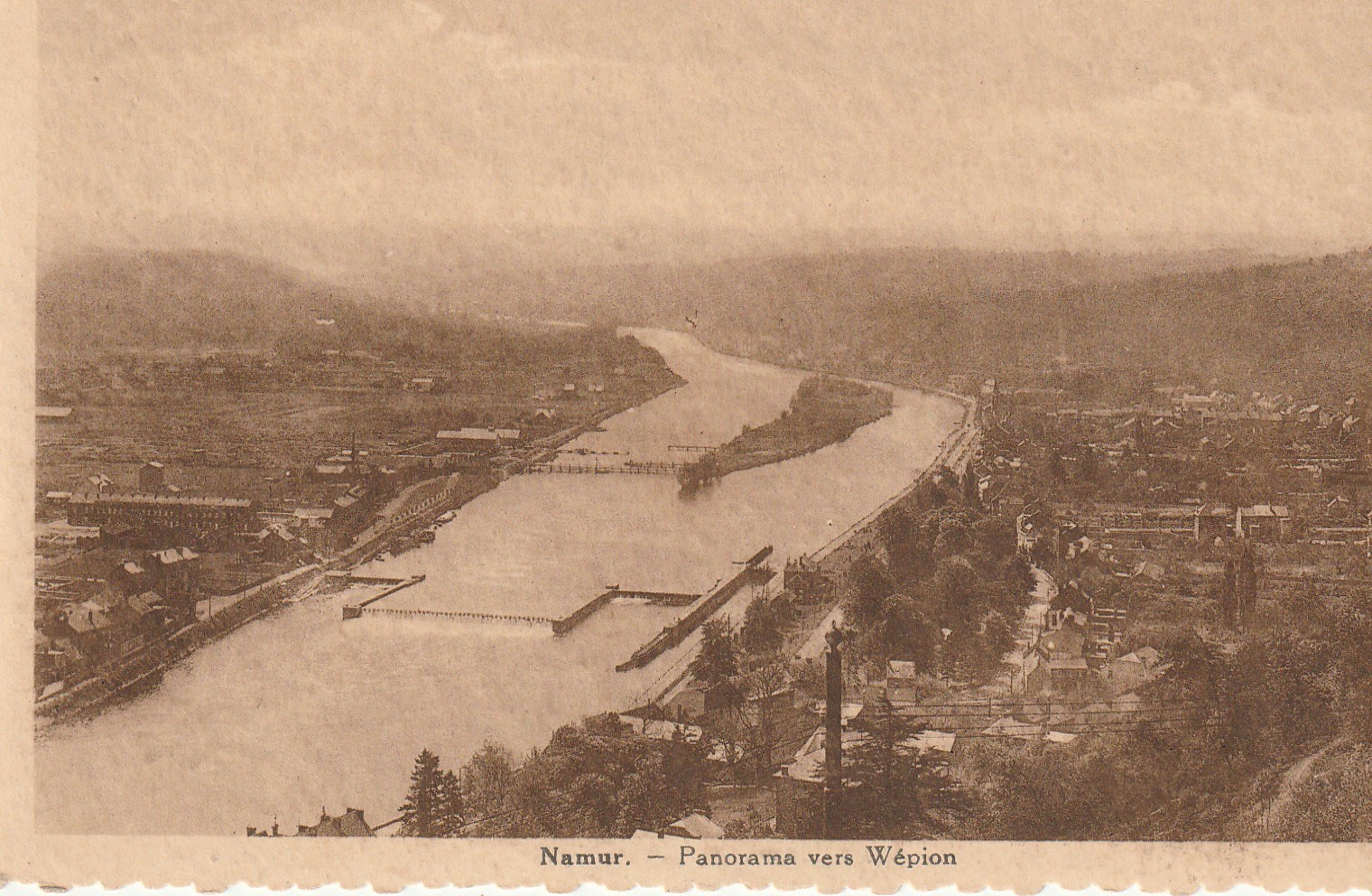 Belgique NAMUR. Panorama vers Wépion