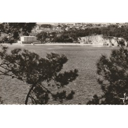 4 x photo cpsm petit format 29 MORGAT par Crozon. Falaises petites grottes, Pointe Rulianec, Criques et Plage 1960