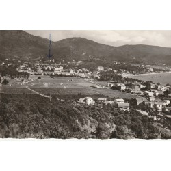 2 x photo cpsm petit format 83 CAVALAIRE-SUR-MER. Corniche des Maures 1961