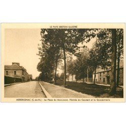 carte postale ancienne 22 MEDRIGNAC. Place du Monument. Gendarmerie et Couvent