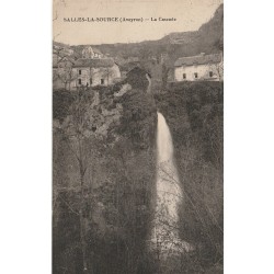 12 SALLES-LA-SOURCE. La Cascade 1923
