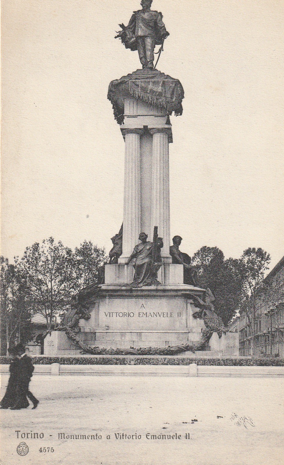 Italia TORINO. Monumento a Vittorio Emanuele II