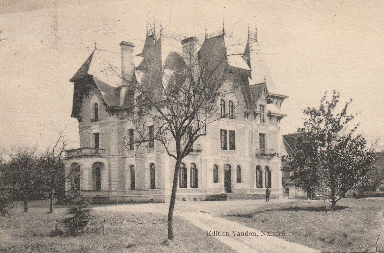 86 NAINTRE. Château Le Coudreau vers 1922