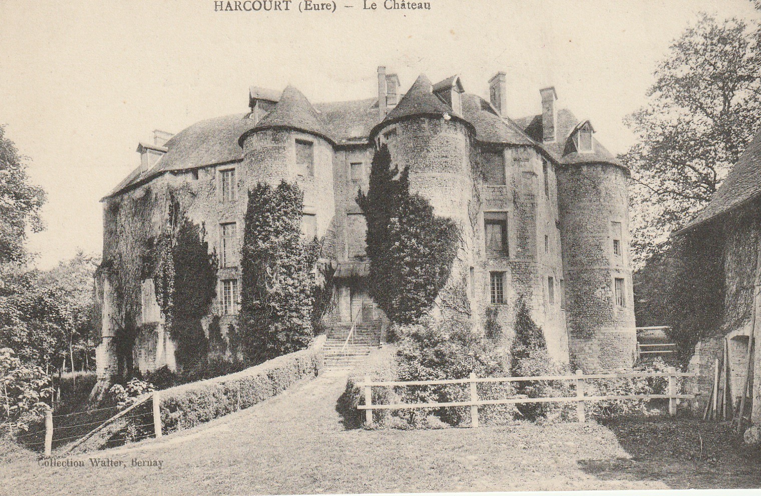 27 HARCOURT. Le Château