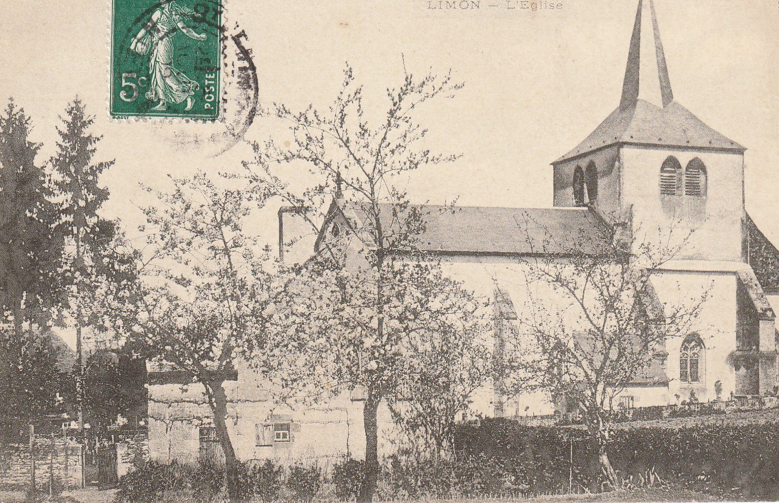58 LIMON. L'Eglise vers 1913