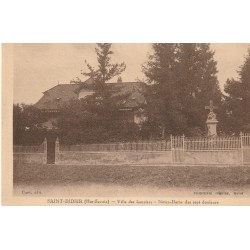 74 SAINT-DIDIER. Notre-Dame des sept douleurs Villa des Lauriers