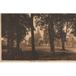 02 VERVINS. La Place Sohier 1935