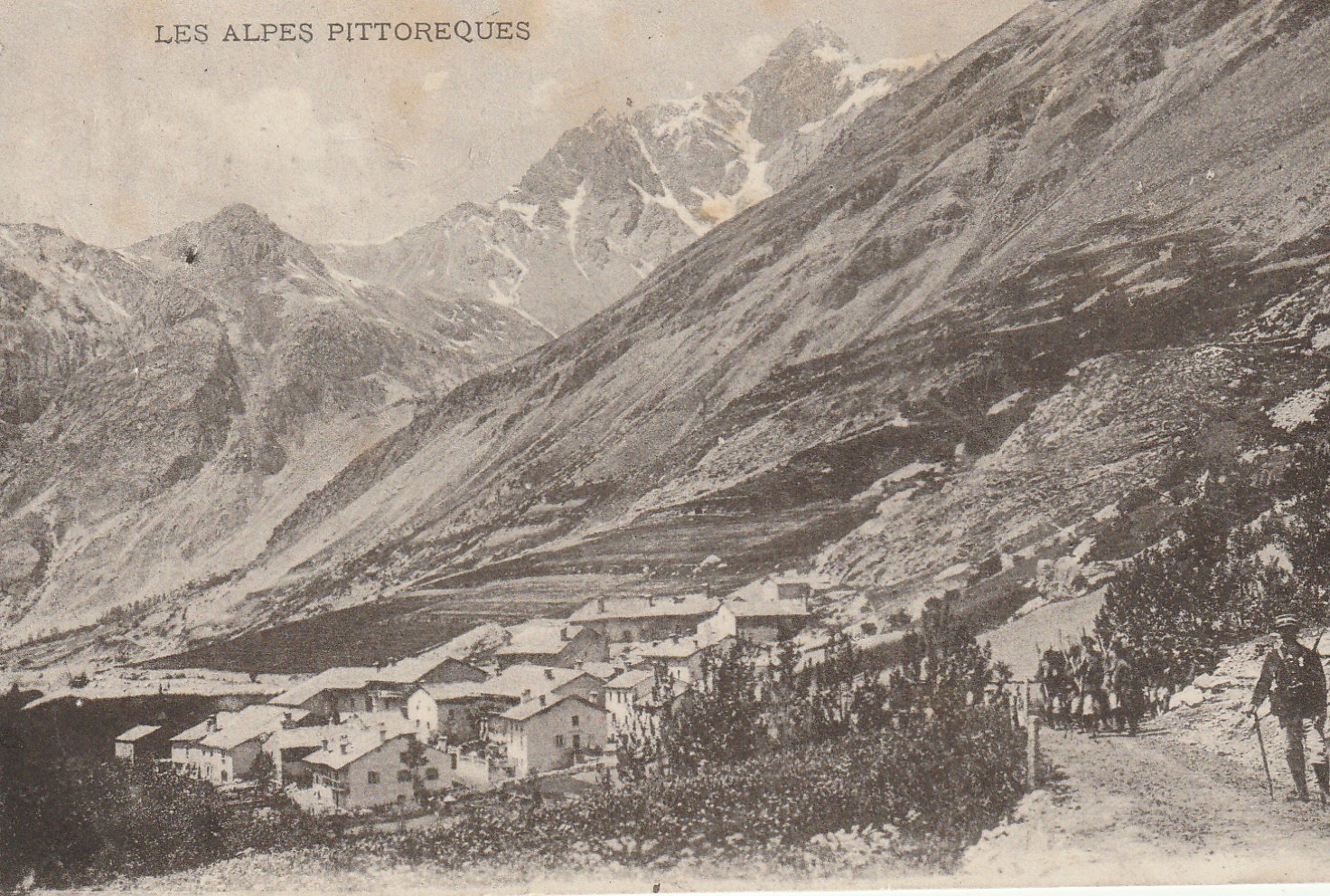 04 LES ALPES PITTORESQUES. Maurin, Chasseurs Alpins en marche au fond, le Panestret 1918