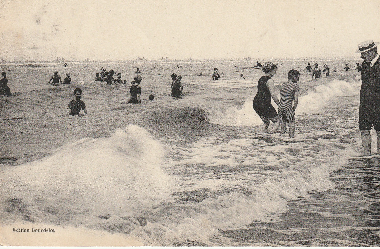 62 Le Touquet PARIS-PLAGE. L'heure du bain 1918
