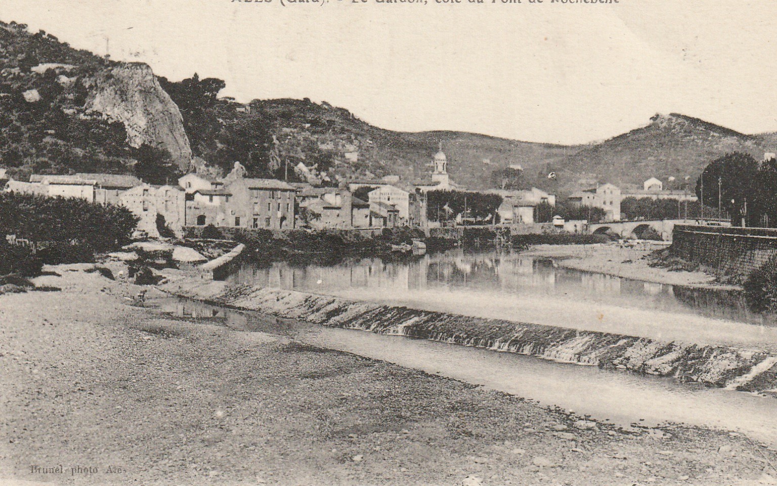 30 ALES. Le Gardon côté du Pont de Rochebelle 1935