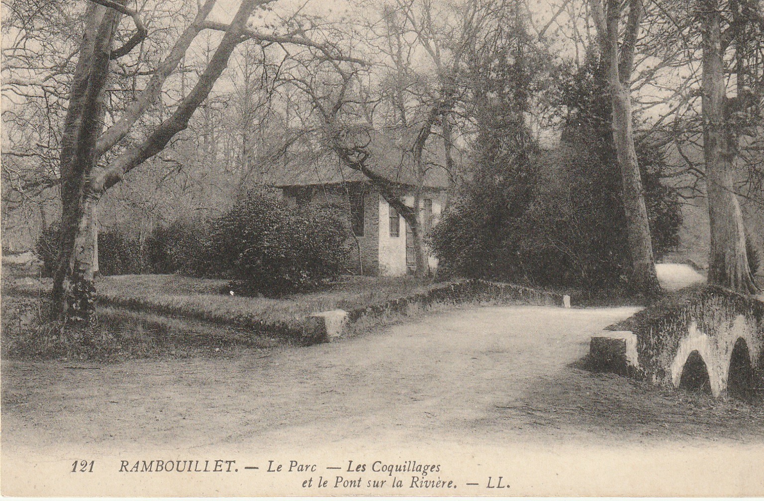 78 RAMBOUILLET. Le Parc, les Coquillages et Pont sur la Rivière