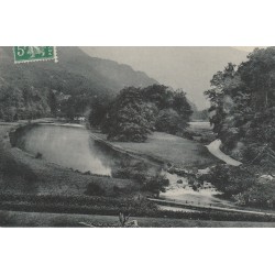 38 DAUPHINE. Parc du Château de Vizille 1912 Source de la Dhuis