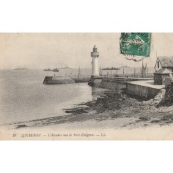 56 QUIBERON. L'Escadre vue de Port-Haliguen et le Phare 1913