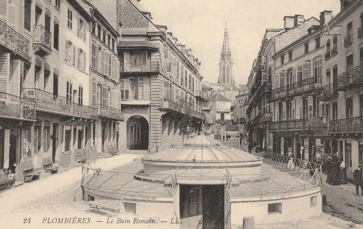 88 PLOMBIERES-LES-BAINS. Le Bain Romain