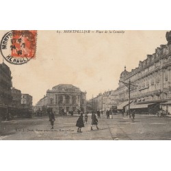 34 MONTPELLIER. La Victoria Place de la Comédie animée 1917