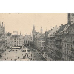 Allemagne MÜNCHEN. Marienplatz bien animée