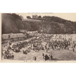 22 BINIC. Plage de l'Avant-Port grosse animation 1931