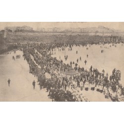 Congrès de MALTE. La Foule aux Remparts
