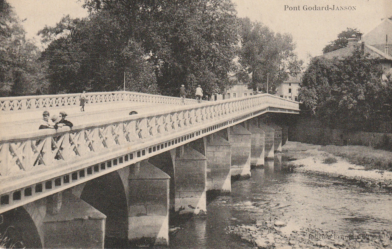 52 SAINT-DIZIER. Enfants sur le Pont Godard-Janson 1927