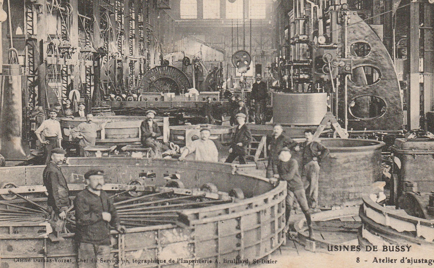 52 USINES DE BUSSY. Atelier d'ajustage