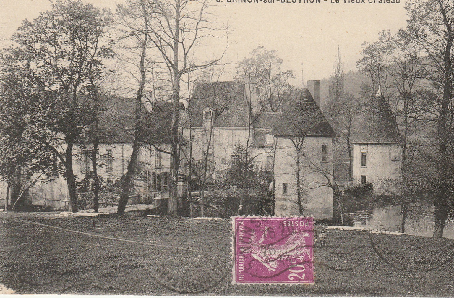 58 BRINON-SUR-BEUVRON. Le Vieux Château 1933