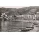 Photo cpsm petit format 66 CERBERE. Barques de Pêcheurs sur la Plage et le groupe scolaire 1953