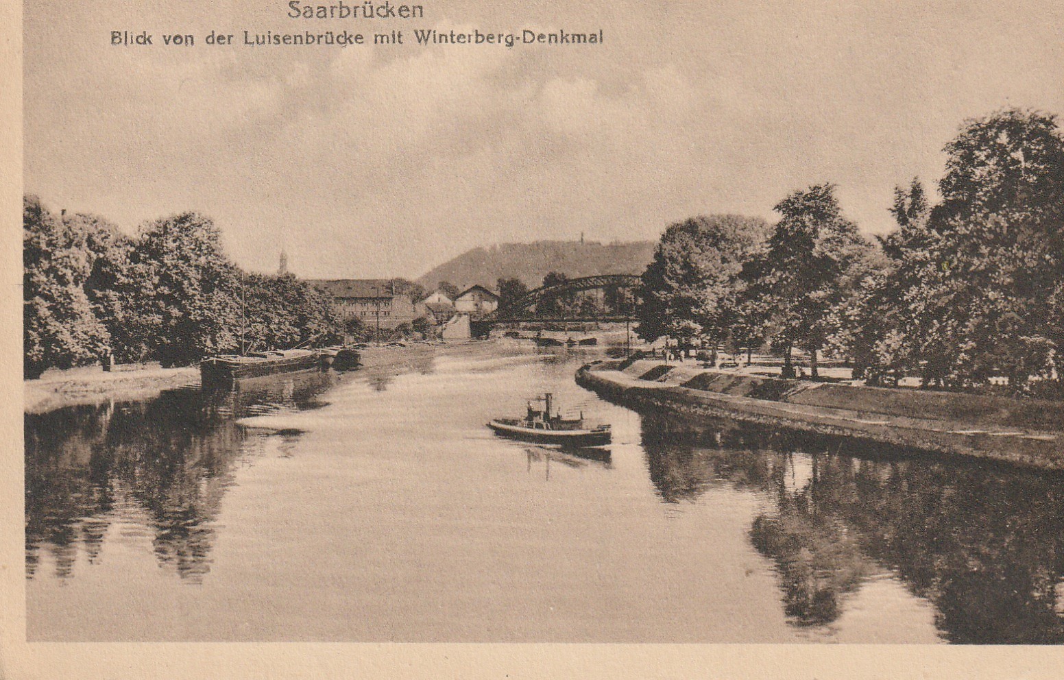 Allemagne SAARBRÜCKEN Sarrebruck . Blick von der Luisenbr¨cke mit Winterberg-Denkmal 1919