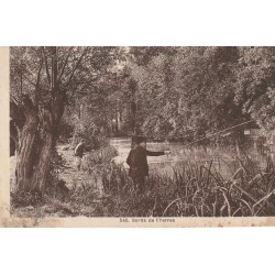 91 MONTGERON. Pêcheurs à la ligne sur les Bords de l'Yerres vers 1918