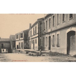 31 PIBRAC. Le Presbytère et la Poste ainsi que la Boulangerie