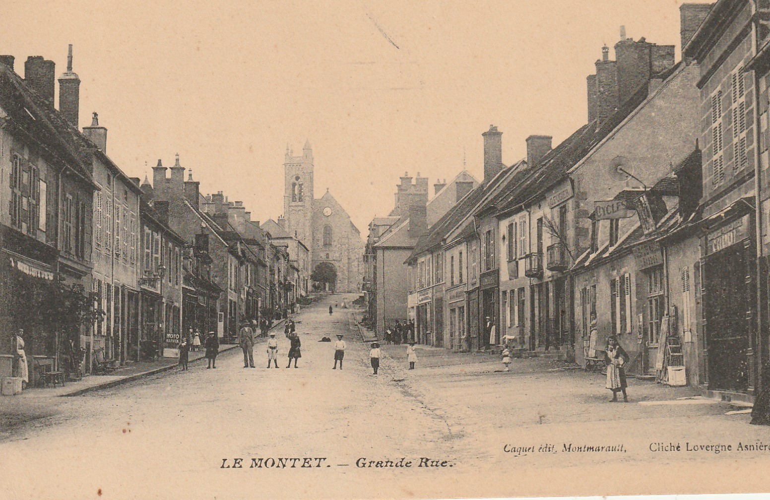 03 LE MONTET. Commerces dont Boulangerie sur Grande Rue 1907