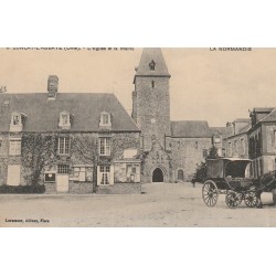 61 LONLAY-L'ABBAYE. Attelage devant l'Eglise et Mairie