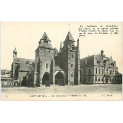 carte postale ancienne 22 SAINT-BRIEUC. Cathédrale et Hôtel de Ville