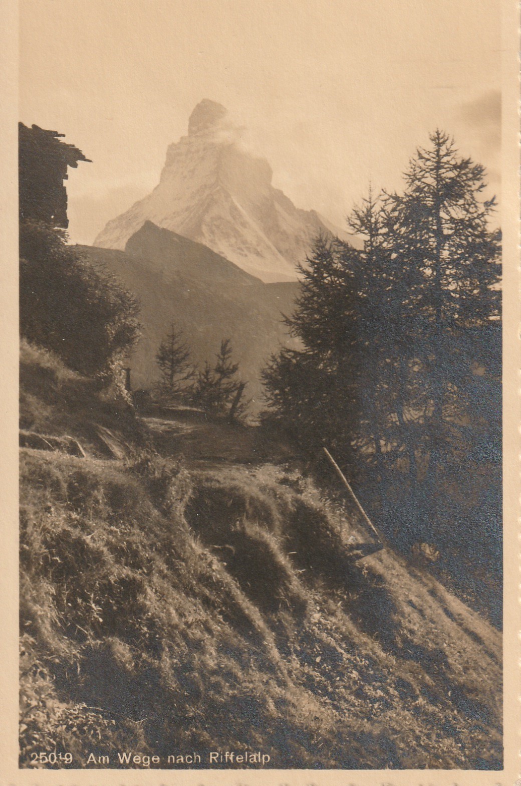SUISSE. Am Wege nach Riffelalp vers 1922