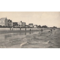 17 ILE D'OLERON SAINT-TROJAN. La Plage avec la corde de sauvetage