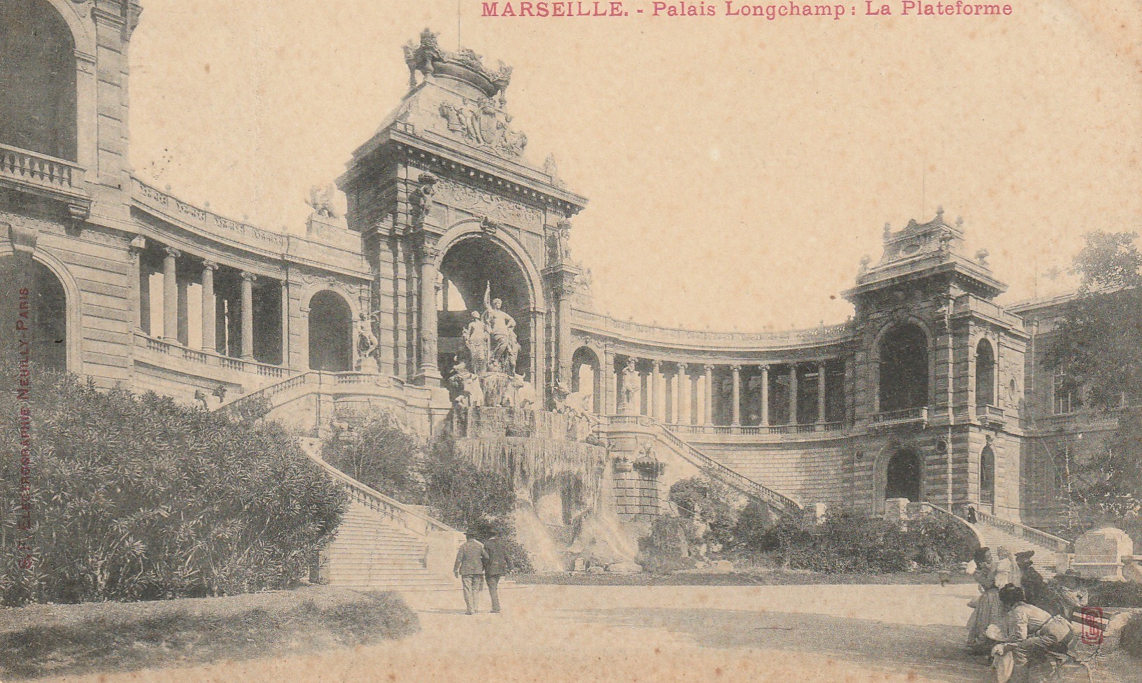 13 MARSEILLE. Plateforme Palais de Longchamp animation 1903