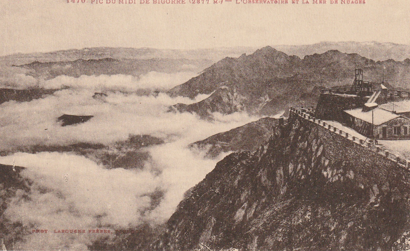 65 PIC DU MIDI DE BIGORRE. Observatoire et Mer de Nuages