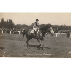 Photo cpa Sports HIPPISME Jeux olympiques Paris 1924 FLECHOIS monté par JENNINGS