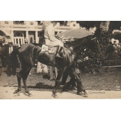 Photo cpa Sports HIPPISME Courses Hippodrome Paris. CONCORDE et son Jockey