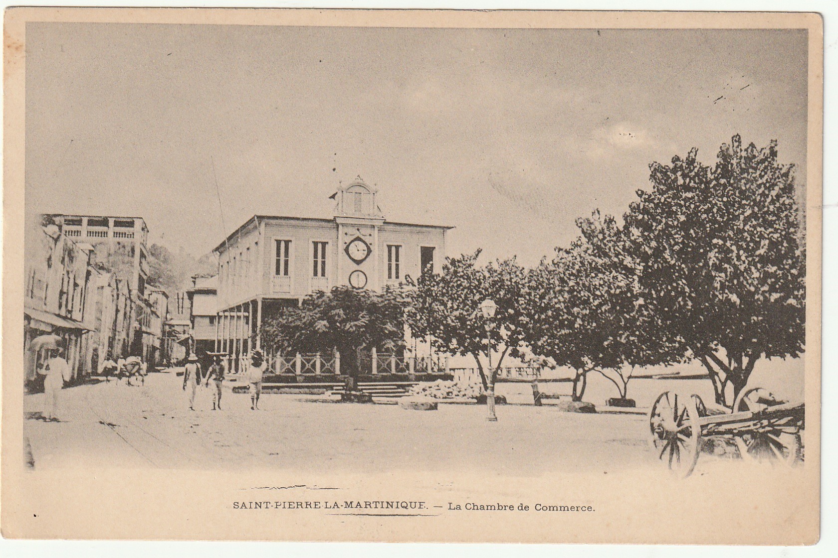 SAINT-PIERRE-LA-MARTINIQUE. La Chambre de Commerce vers 1900