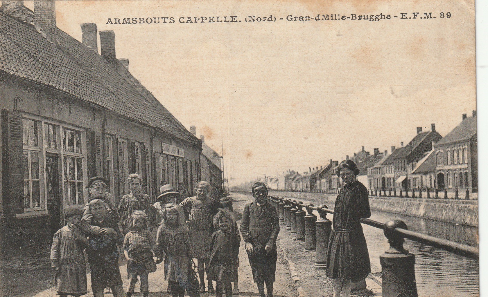 59 ARMSBOUTS CAPPELLE. Grand Mille Brugghe carte rare et bien animée...