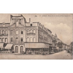 62 ARRAS. Cafés et Hôtel des Voyageurs Place de la Gare et rue Gambetta