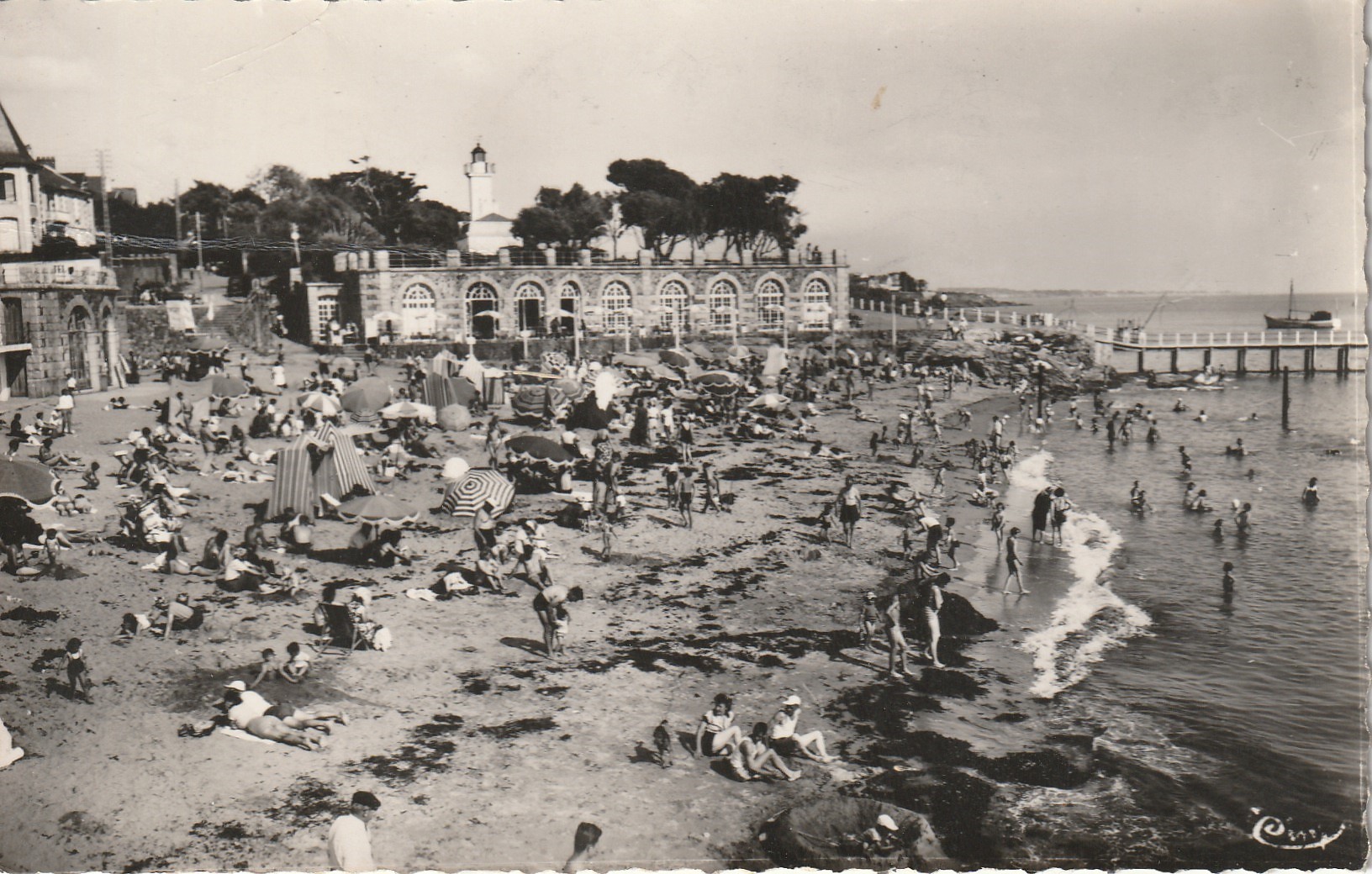 Photo cpsm petit format 44 PORNIC. Plage de la Noëveillard 1954