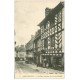 carte postale ancienne 22 SAINT-BRIEUC. Vieilles Maisons rue Fardel animée