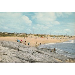 2 x Photo cpsm grand format 85 BRETIGNOLLES-SUR-MER Plage Saulzaie et Rocher Sainte-Véronique 1973