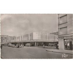 Photo Cpsm petit format 29 BREST. Les Halles Saint-Louis 1954. Hôtel Le Central