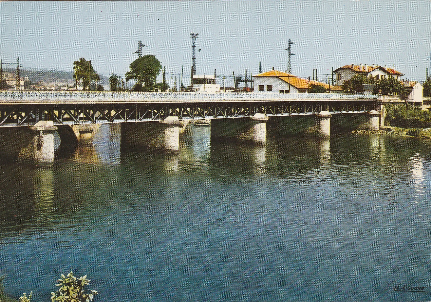 2 photo cpsm grand format 64 HENDAYE. Pont International et Fontarabie