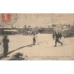07 SAINT-AGREVE. Un Concours de Skis 1911